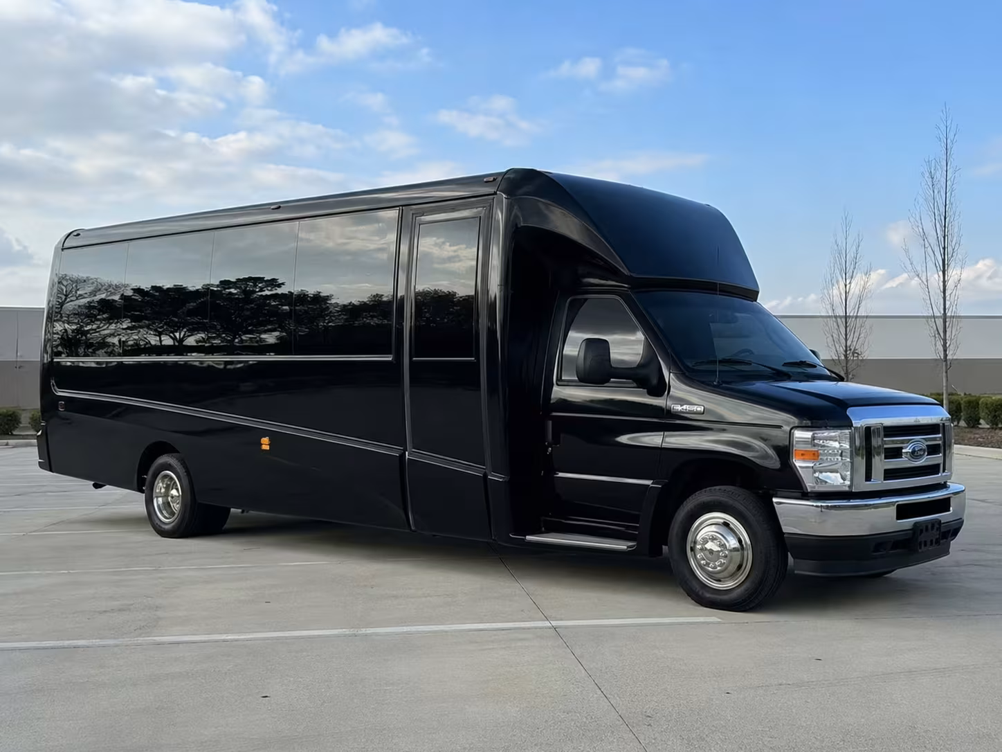 toms river minibus rentals for jersey shore team building outings